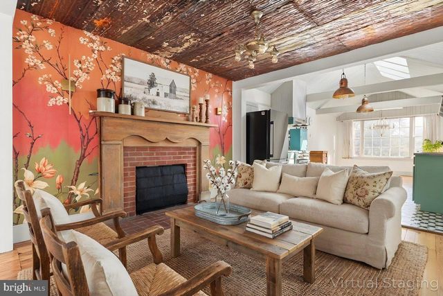 29674 OLD VALLEY PIKE, Strasburg, VA 22657