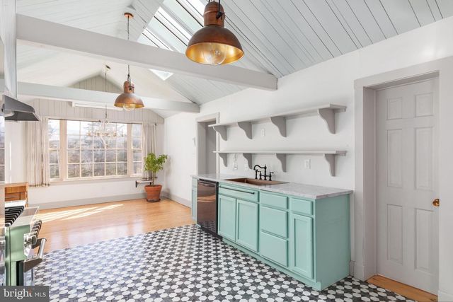 29674 OLD VALLEY PIKE, Strasburg, VA 22657