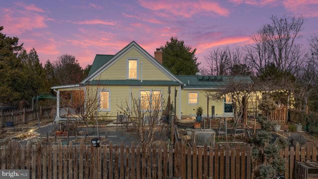 29674 OLD VALLEY PIKE, Strasburg, VA 22657