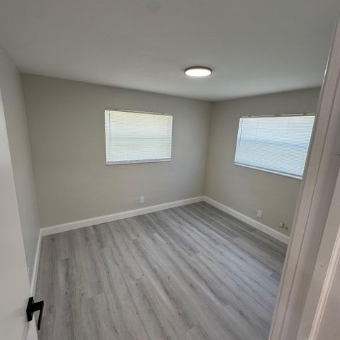 3620 NW 9th Street, Lauderhill, FL 33311