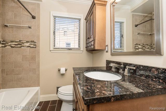 354 Reitman Court, Rochester Hills, MI 48307