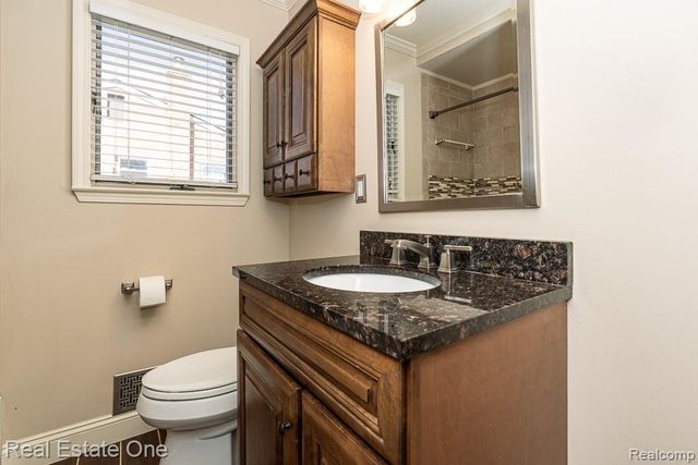 354 Reitman Court, Rochester Hills, MI 48307