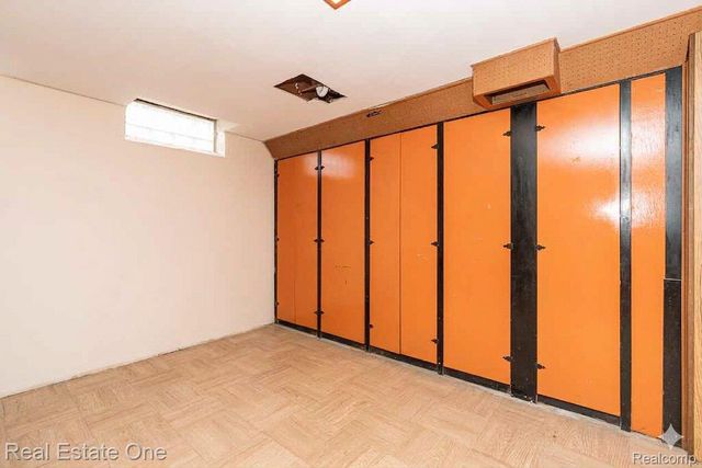 354 Reitman Court, Rochester Hills, MI 48307