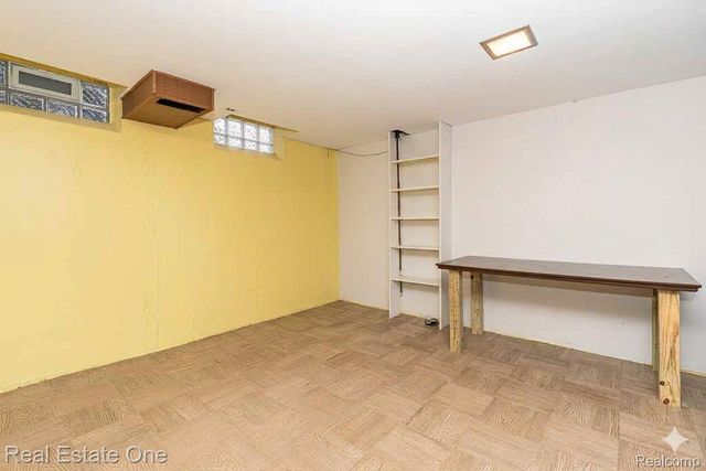 354 Reitman Court, Rochester Hills, MI 48307