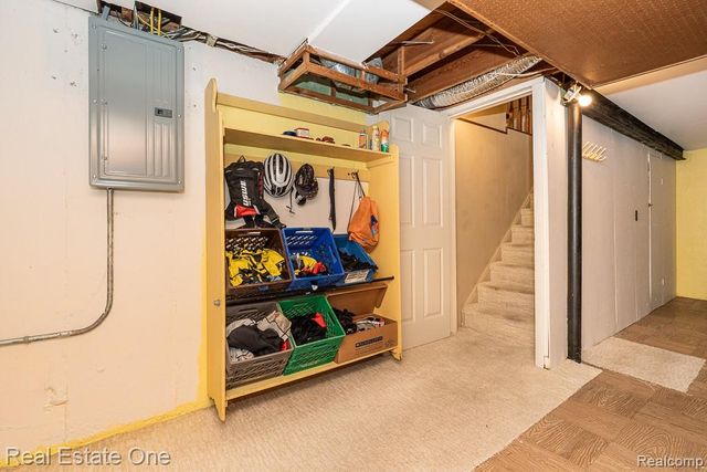 354 Reitman Court, Rochester Hills, MI 48307