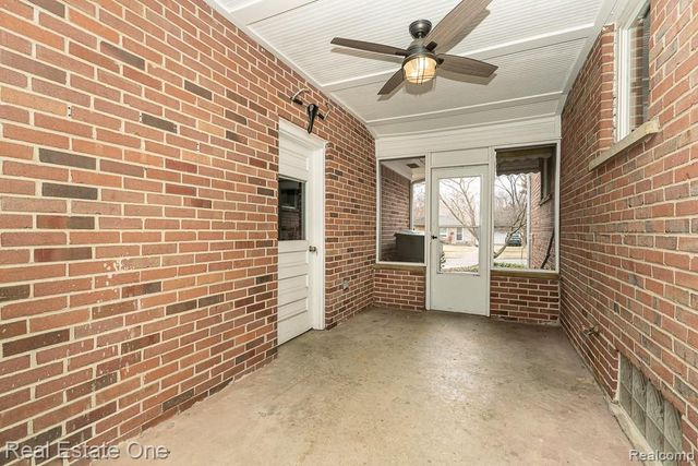 354 Reitman Court, Rochester Hills, MI 48307