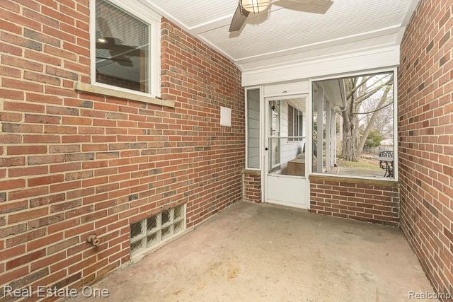 354 Reitman Court, Rochester Hills, MI 48307