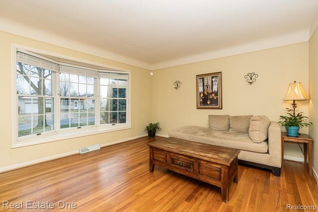 354 Reitman Court, Rochester Hills, MI 48307