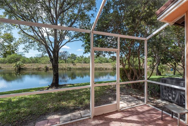 5704 NW 127th Terrace, Coral Springs, FL 33076