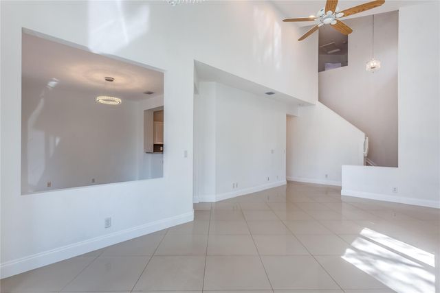 5704 NW 127th Terrace, Coral Springs, FL 33076