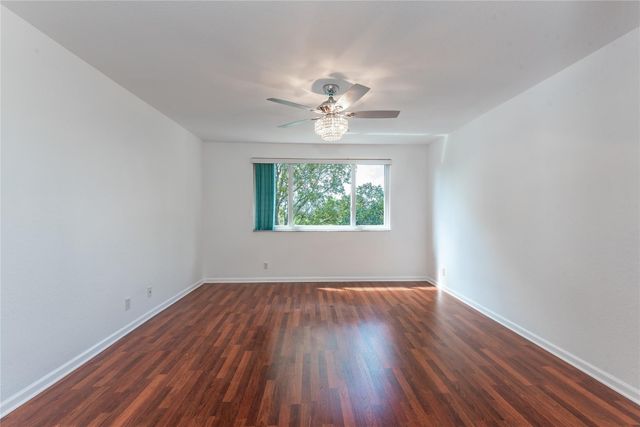 5704 NW 127th Terrace, Coral Springs, FL 33076