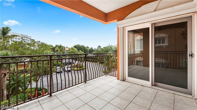 14811 Laguna DR 202, Fort Myers, FL 33908