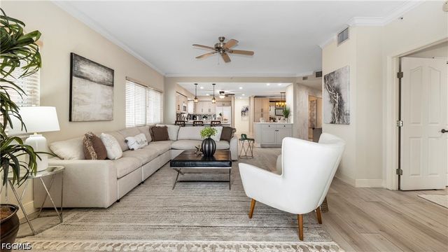 14811 Laguna DR 202, Fort Myers, FL 33908