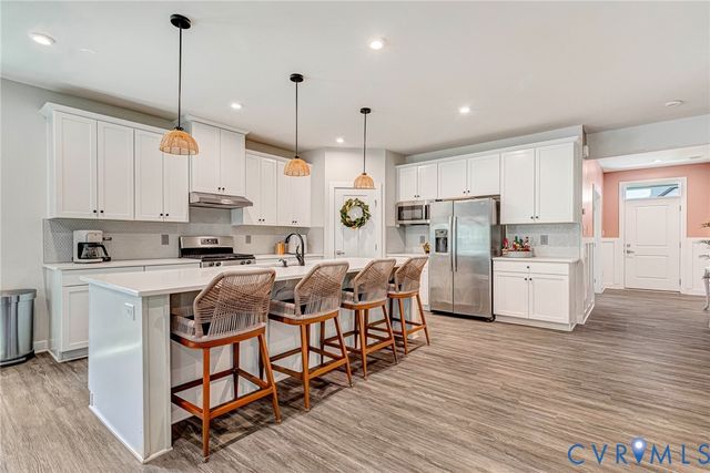 9320 Janeway Dr, Mechanicsville, VA 23116