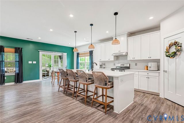 9320 Janeway Dr, Mechanicsville, VA 23116