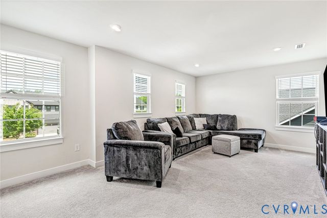 9320 Janeway Dr, Mechanicsville, VA 23116