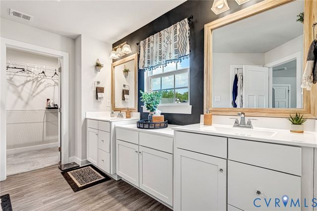 9320 Janeway Dr, Mechanicsville, VA 23116
