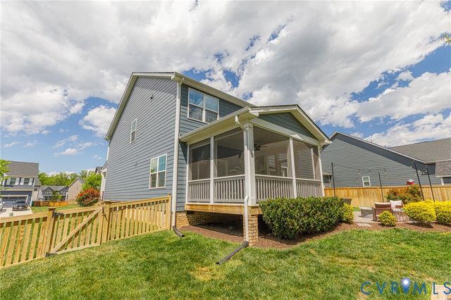 9320 Janeway Dr, Mechanicsville, VA 23116
