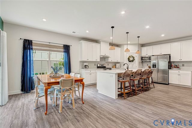 9320 Janeway Dr, Mechanicsville, VA 23116