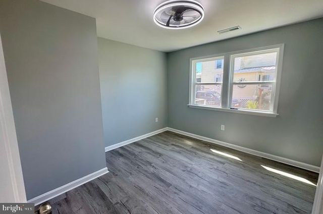 3273 COLONA ST, Chincoteague Island, VA 23336