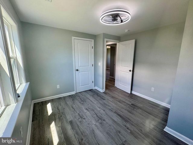 3273 COLONA ST, Chincoteague Island, VA 23336