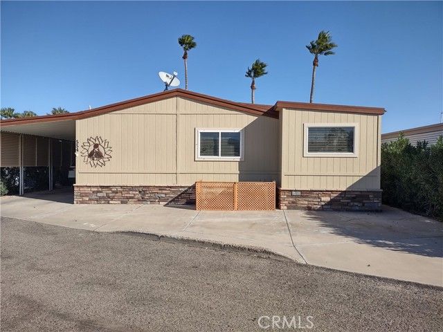 554 Beach Drive, Needles, CA 92363