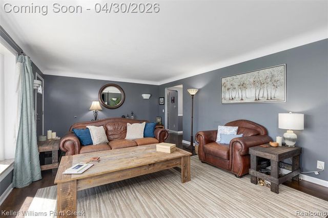 310 Elmhill Road, Rochester Hills, MI 48306