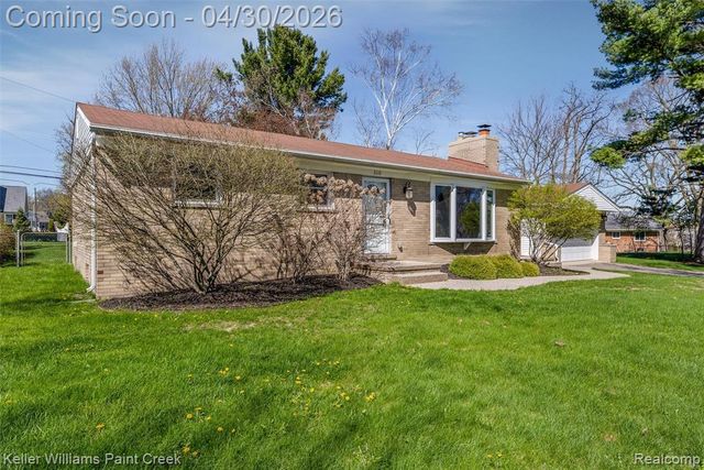 310 Elmhill Road, Rochester Hills, MI 48306