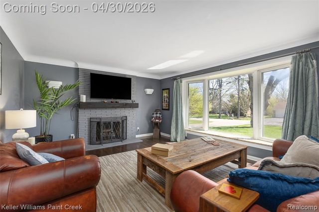 310 Elmhill Road, Rochester Hills, MI 48306