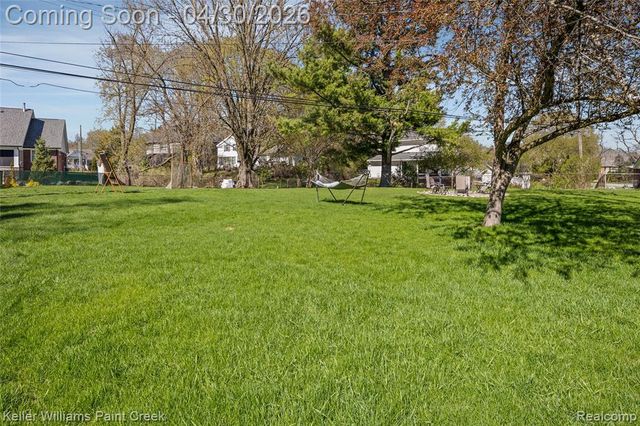 310 Elmhill Road, Rochester Hills, MI 48306