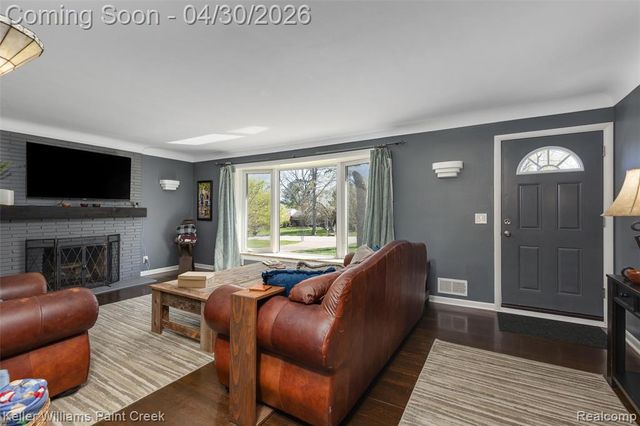 310 Elmhill Road, Rochester Hills, MI 48306