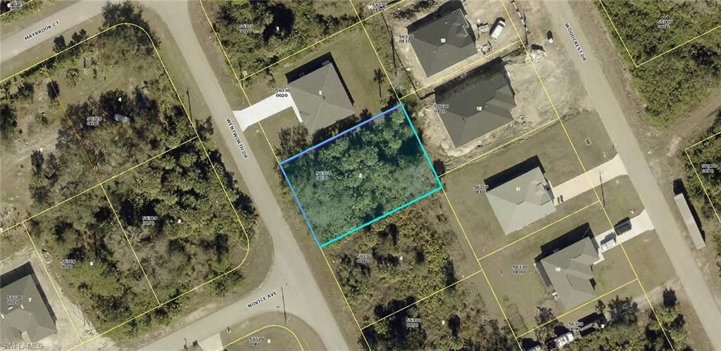 744 Wentworth DR, Lehigh Acres, FL 33972