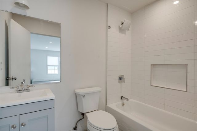 4202 N N Hills Dr DR 1, Austin, TX 78731