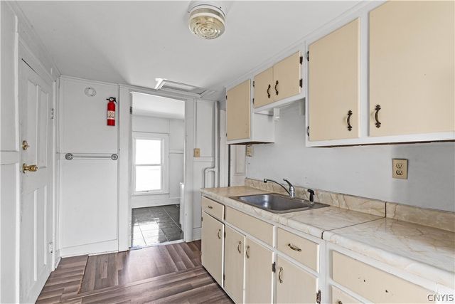 170 West 8th Street, Oswego, NY 13126