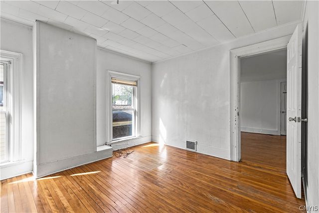 170 West 8th Street, Oswego, NY 13126