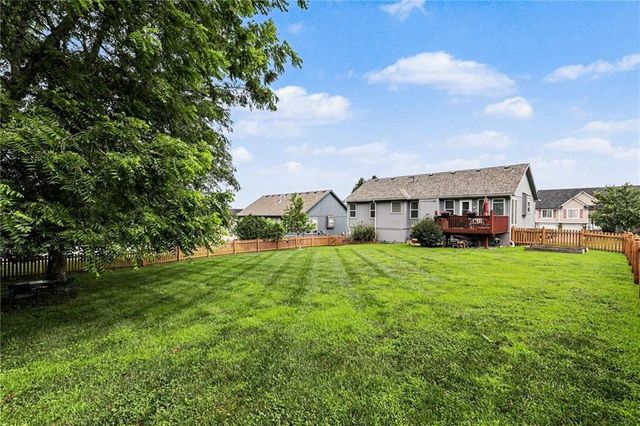 7207 E 165th Street, Belton, MO 64012