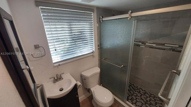1727 Plunkett St BACK, Hollywood, FL 33020
