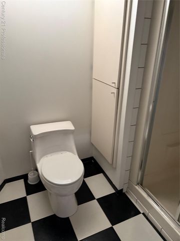 36458 Jeffrey Drive, Sterling Heights, MI 48310