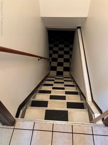 36458 Jeffrey Drive, Sterling Heights, MI 48310