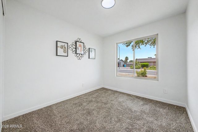 908 W MONTOYA Lane, Phoenix, AZ 85027