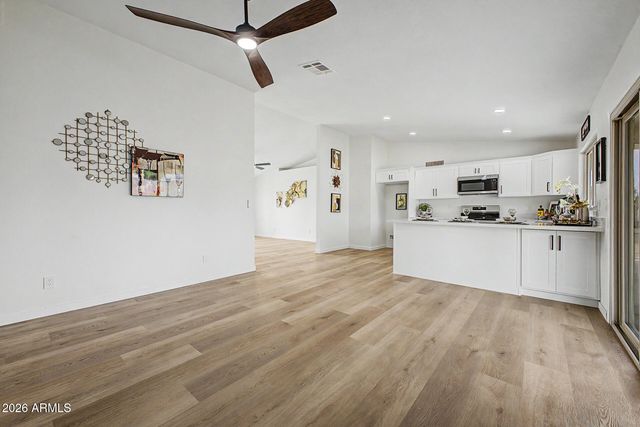 908 W MONTOYA Lane, Phoenix, AZ 85027