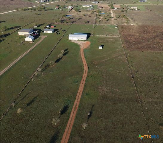 177 Leaning Oak Road, Victoria, TX 77904