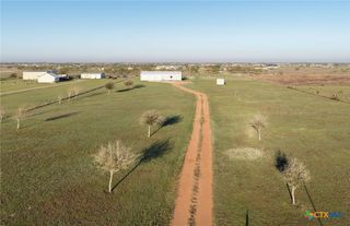 177 Leaning Oak Road, Victoria, TX 77904