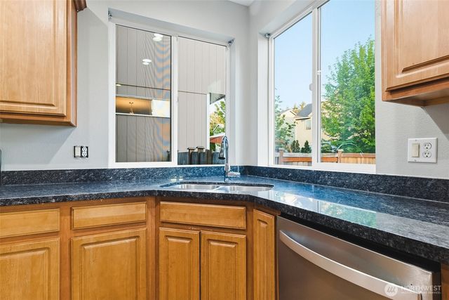 8622 187th Street Ct E, Puyallup, WA 98375