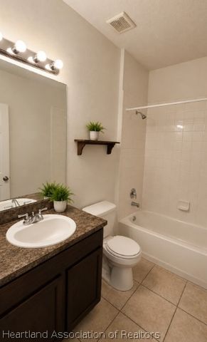 828 ABBEVILLE Court, Kissimmee, FL 34759