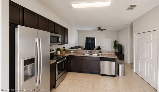 828 ABBEVILLE Court, Kissimmee, FL 34759