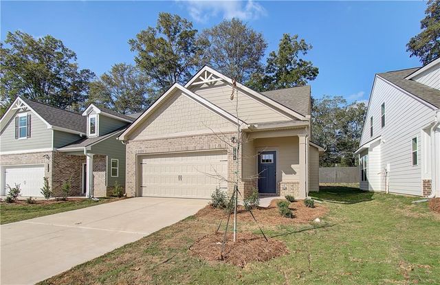 2208 Croghan Drive, Hampton, GA 30228