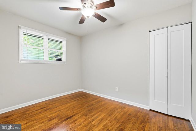 3512 JEAN ST, Fairfax, VA 22030
