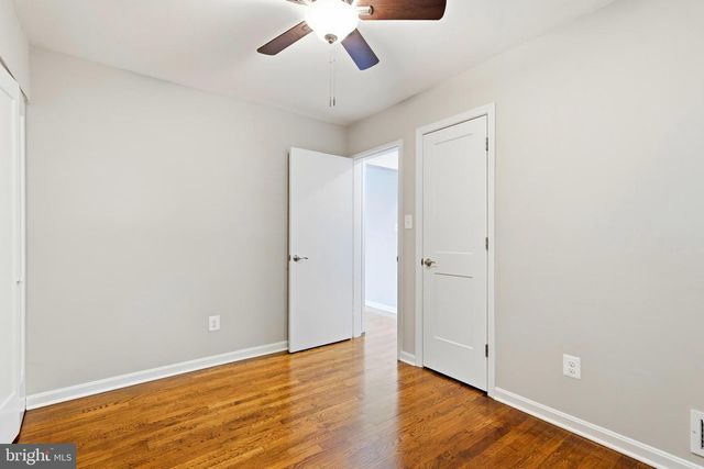 3512 JEAN ST, Fairfax, VA 22030