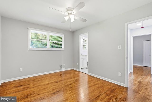 3512 JEAN ST, Fairfax, VA 22030